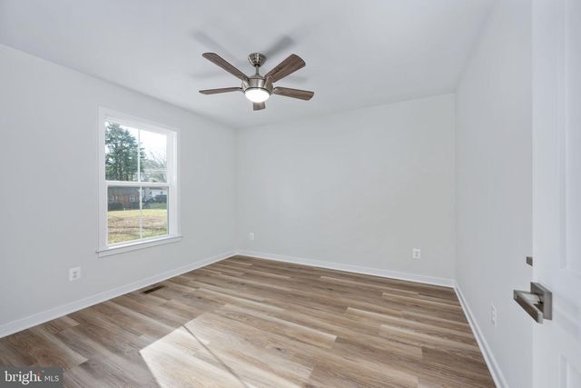 390 MONTICELLO DR, Colonial Beach, VA 22443