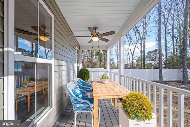 390 MONTICELLO DR, Colonial Beach, VA 22443