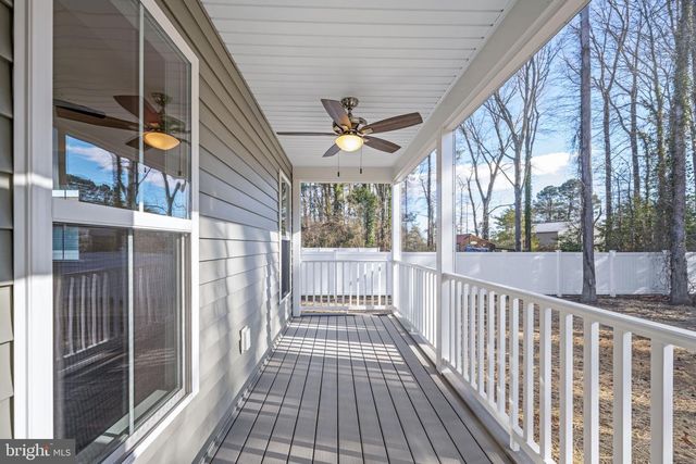 390 MONTICELLO DR, Colonial Beach, VA 22443