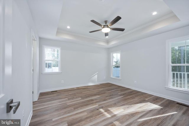 390 MONTICELLO DR, Colonial Beach, VA 22443