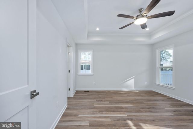390 MONTICELLO DR, Colonial Beach, VA 22443