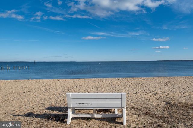 390 MONTICELLO DR, Colonial Beach, VA 22443