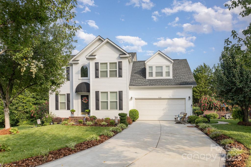 7305 Denali Lane, Charlotte, NC 28216
