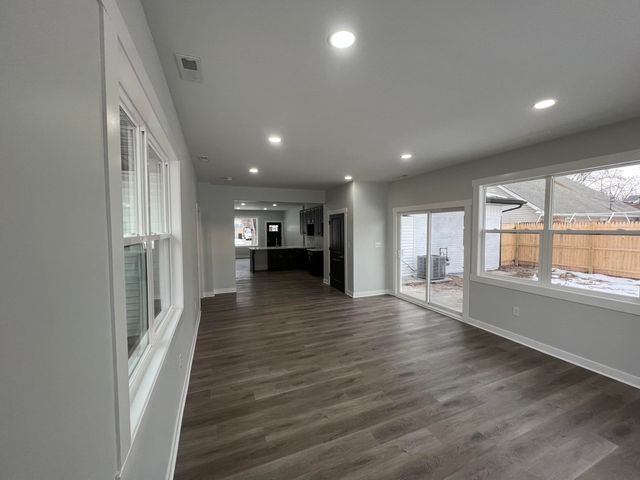 4523 E 6th Avenue, Gary, IN 46403