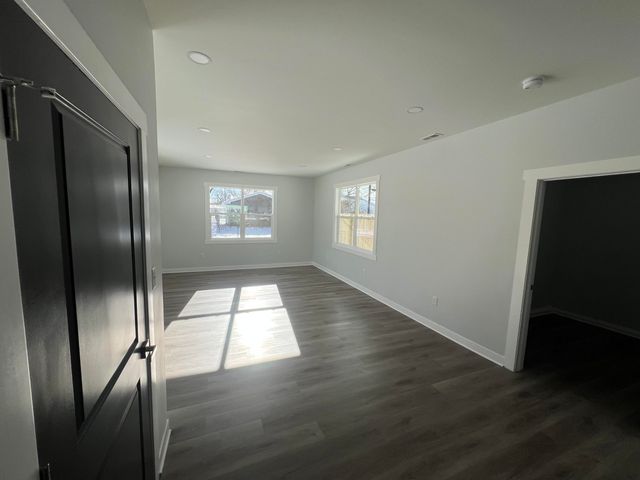 4523 E 6th Avenue, Gary, IN 46403