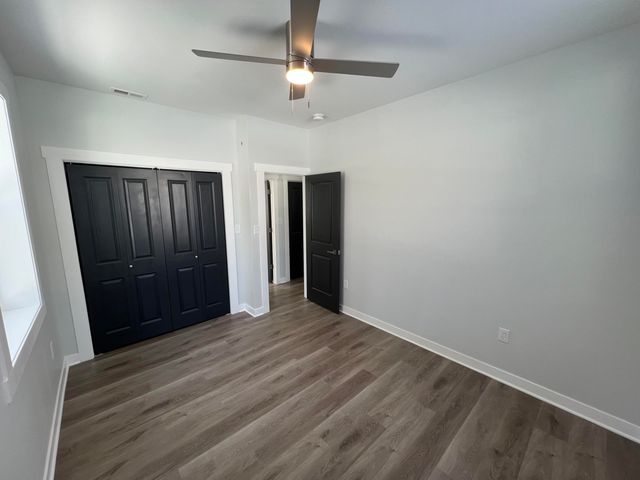 4523 E 6th Avenue, Gary, IN 46403