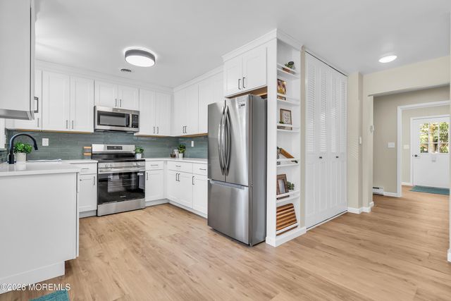 110 Buckingham Drive B, Manchester, NJ 08759