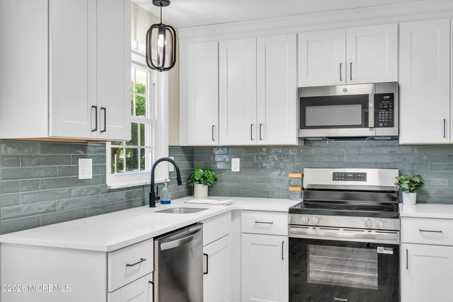 110 Buckingham Drive B, Manchester, NJ 08759