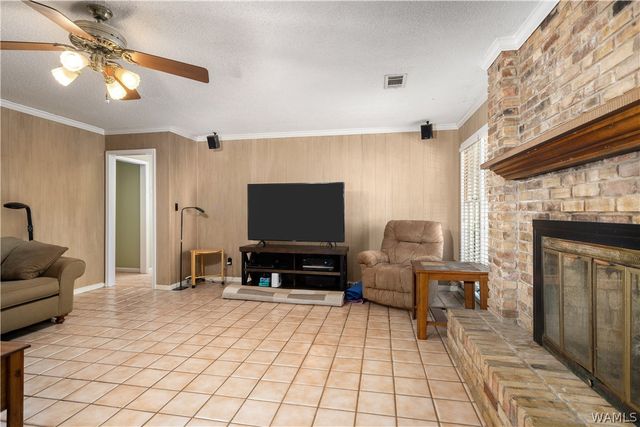 4526 Woodlands Hills, Tuscaloosa, AL 35405