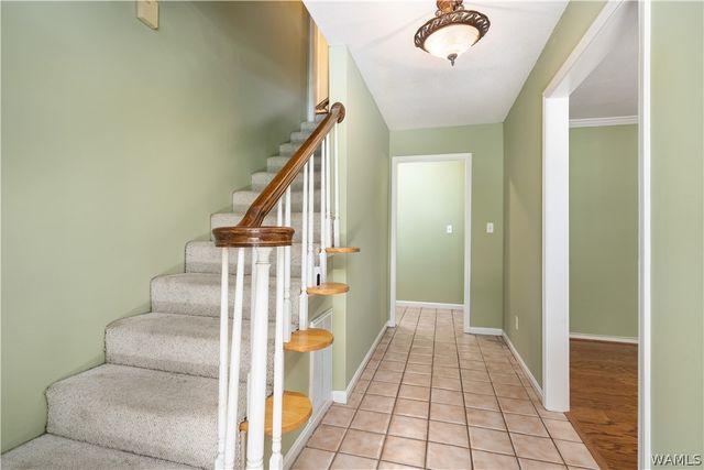 4526 Woodlands Hills, Tuscaloosa, AL 35405