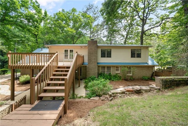 4526 Woodlands Hills, Tuscaloosa, AL 35405