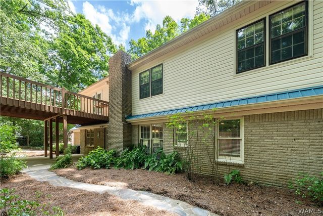 4526 Woodlands Hills, Tuscaloosa, AL 35405