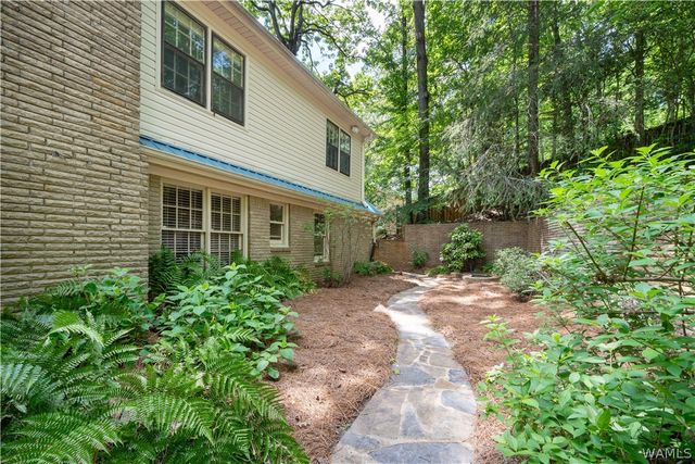 4526 Woodlands Hills, Tuscaloosa, AL 35405