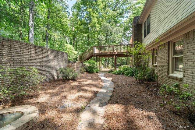 4526 Woodlands Hills, Tuscaloosa, AL 35405
