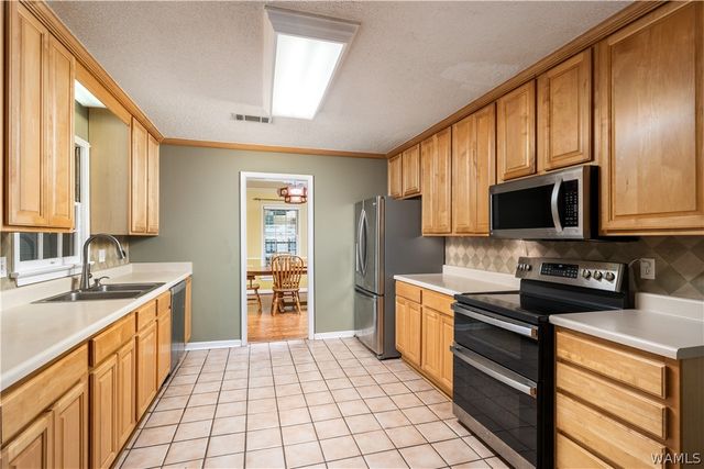 4526 Woodlands Hills, Tuscaloosa, AL 35405
