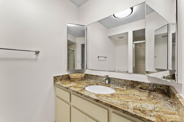 527 Brackenwood Place, Palm Beach Gardens, FL 33418