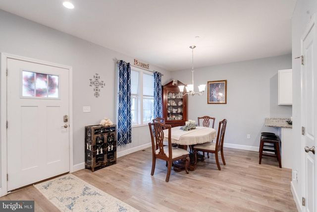 708 HYDE PARK RD, Essex, MD 21221