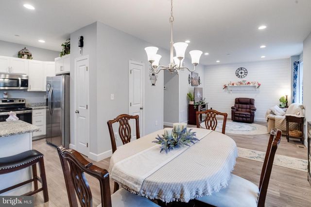 708 HYDE PARK RD, Essex, MD 21221