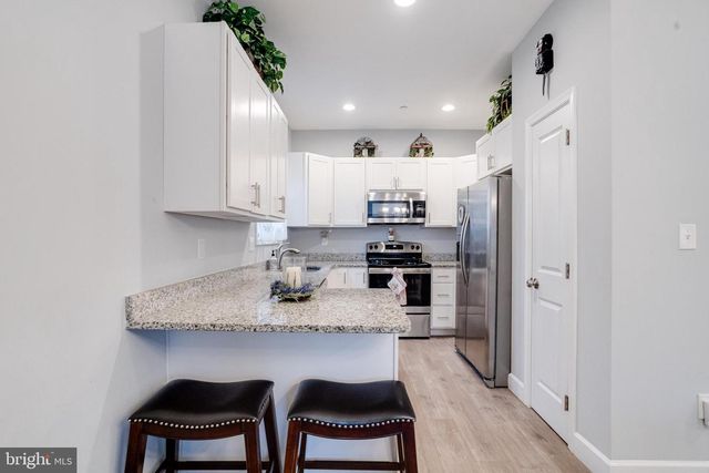 708 HYDE PARK RD, Essex, MD 21221