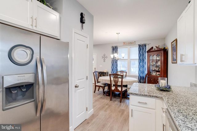 708 HYDE PARK RD, Essex, MD 21221