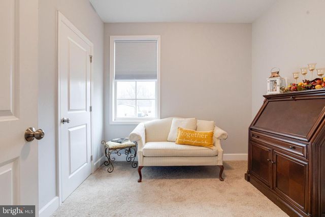 708 HYDE PARK RD, Essex, MD 21221