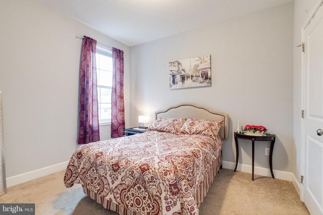 708 HYDE PARK RD, Essex, MD 21221