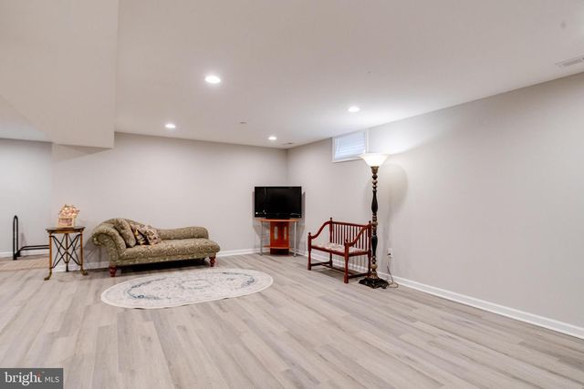 708 HYDE PARK RD, Essex, MD 21221