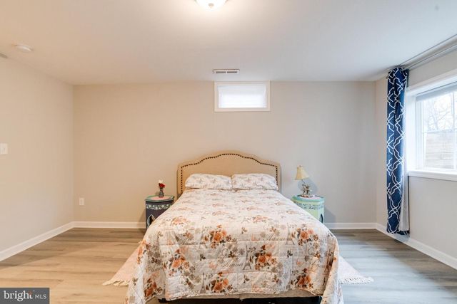 708 HYDE PARK RD, Essex, MD 21221