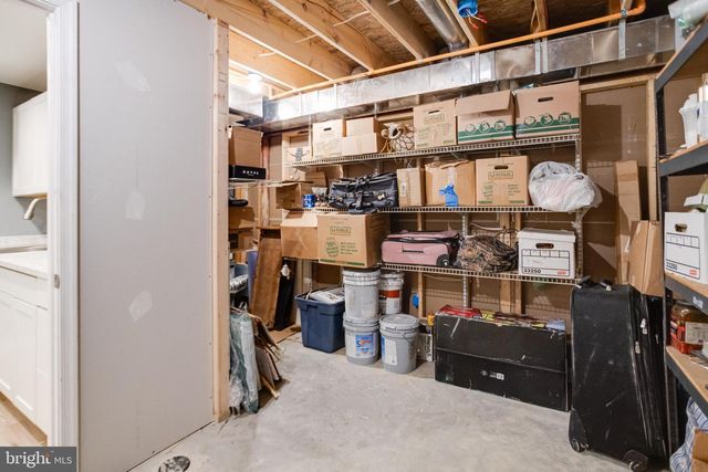 708 HYDE PARK RD, Essex, MD 21221