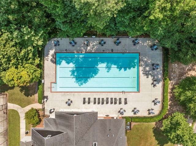 6608 Oak Hill Pass, Fairburn, GA 30213