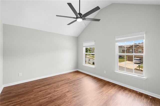 6608 Oak Hill Pass, Fairburn, GA 30213