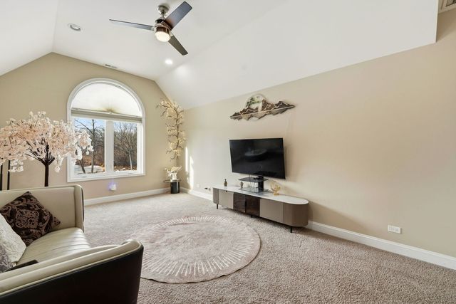 388 Preserve Lane, Wood Dale, IL 60191