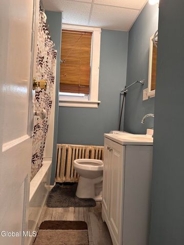 637 Myrtle Avenue, Albany, NY 12208