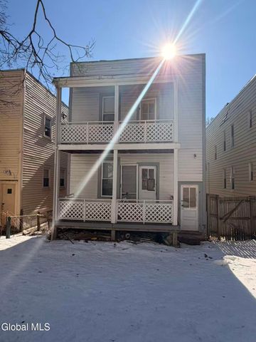 637 Myrtle Avenue, Albany, NY 12208