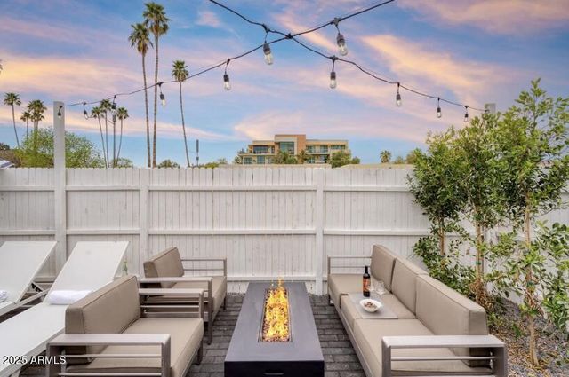 7504 E 1ST Street, Scottsdale, AZ 85251