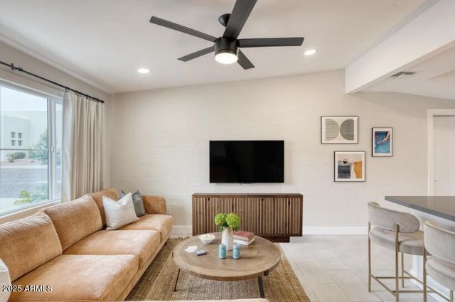 7504 E 1ST Street, Scottsdale, AZ 85251