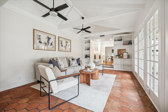 2203 University Boulevard, Houston, TX 77030