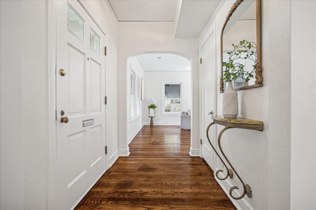 2203 University Boulevard, Houston, TX 77030