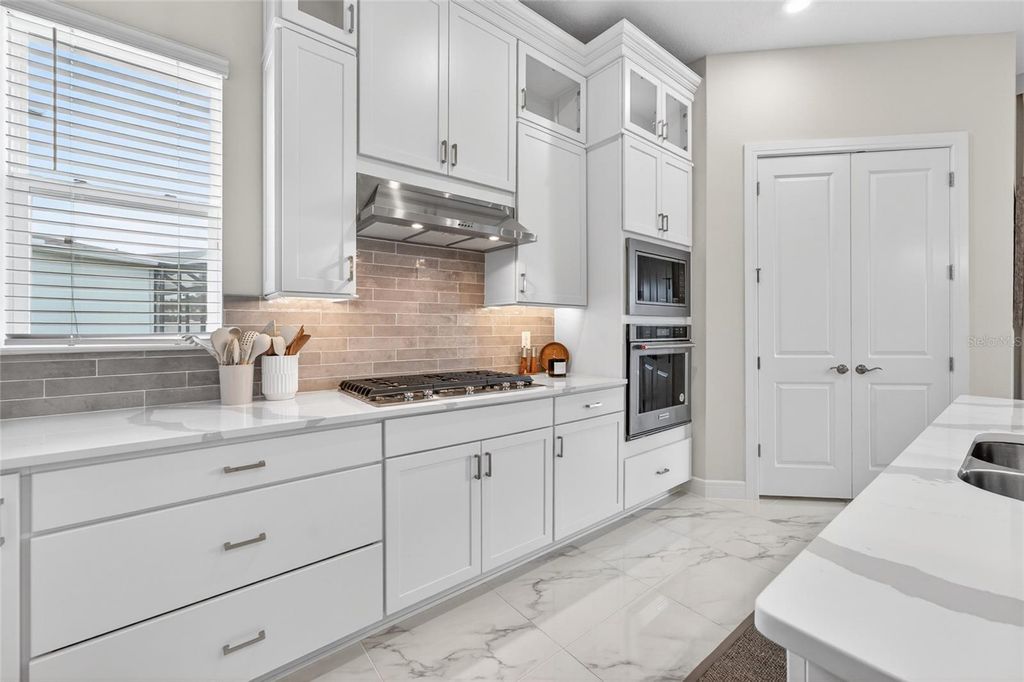 Image 21 of property listing at 13207 PANAMA BEACH COURT, Orlando, FL 32827