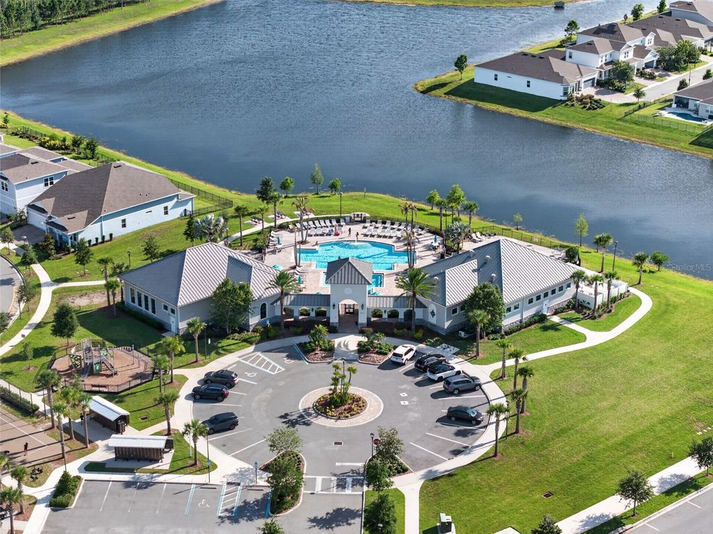 Image 81 of property listing at 13207 PANAMA BEACH COURT, Orlando, FL 32827