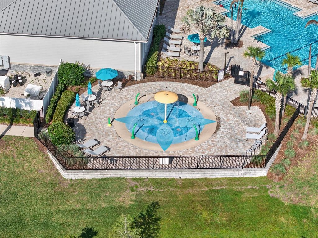 Image 86 of property listing at 13207 PANAMA BEACH COURT, Orlando, FL 32827