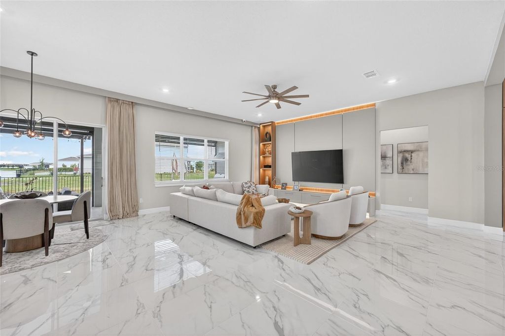Image 10 of property listing at 13207 PANAMA BEACH COURT, Orlando, FL 32827