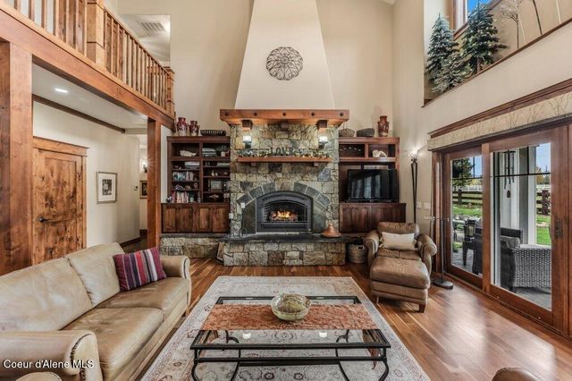 12844 N Pebble Creek DR, Hayden, ID 83835