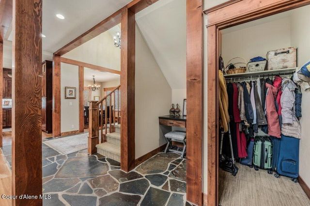 12844 N Pebble Creek DR, Hayden, ID 83835