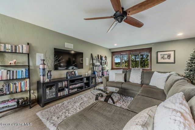 12844 N Pebble Creek DR, Hayden, ID 83835