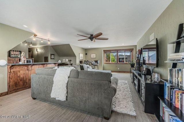 12844 N Pebble Creek DR, Hayden, ID 83835