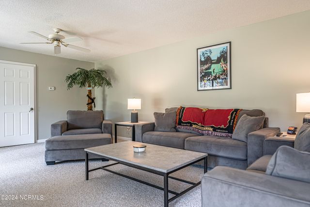 215 Plantation Drive, Southern Pines, NC 28387