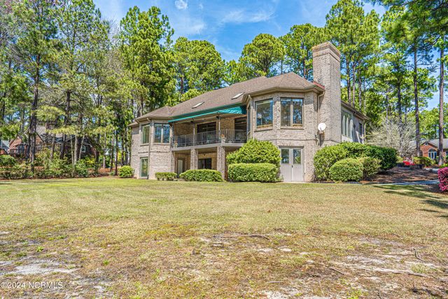 215 Plantation Drive, Southern Pines, NC 28387