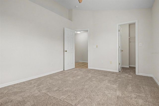 12216 COUNTRY WHITE CIRCLE 12216, Tampa, FL 33635