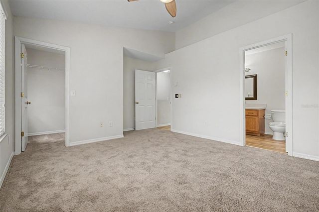 12216 COUNTRY WHITE CIRCLE 12216, Tampa, FL 33635